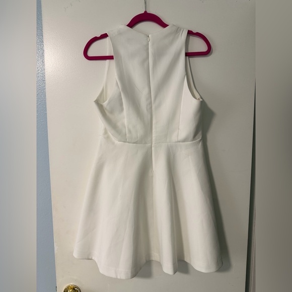 Zara White Sleeveless Mini Fit and Flare Dress - Picture 4 of 5